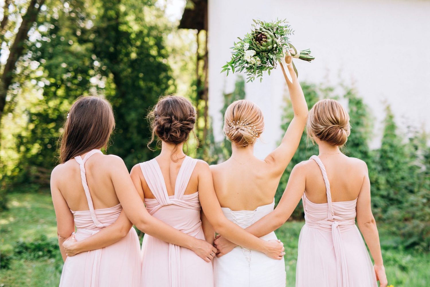 bridal party for a weed wedding