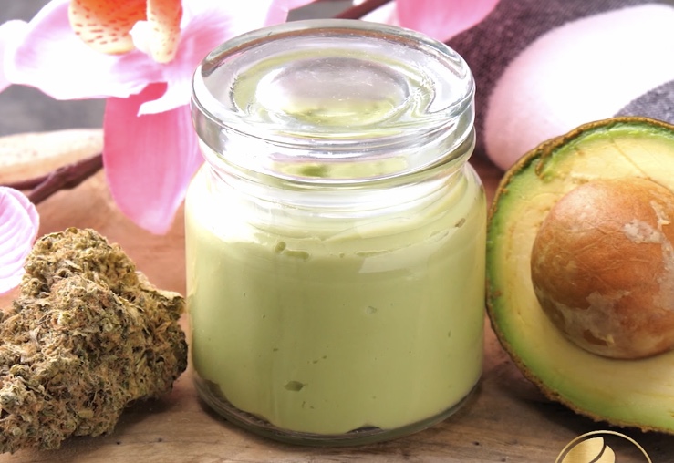 CBD face mask recipe with avocado and cannabis extract