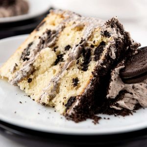 cookies-and-cream-oreo-cake